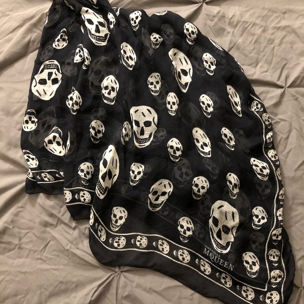 Alexander McQueen Silk Skull Scarf
